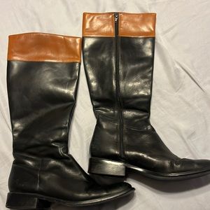 Two-tone Ann Taylor leather boots. Size 10. No tears. Zippers are in great cond.
